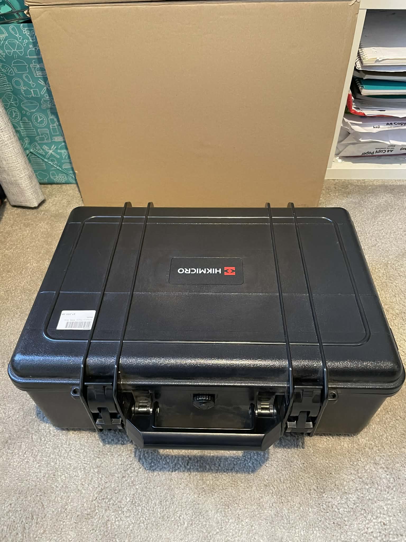 HIKMICRO Raptor RQ50L Multi Spectrum Binoculars (Demo) hardshell case closed