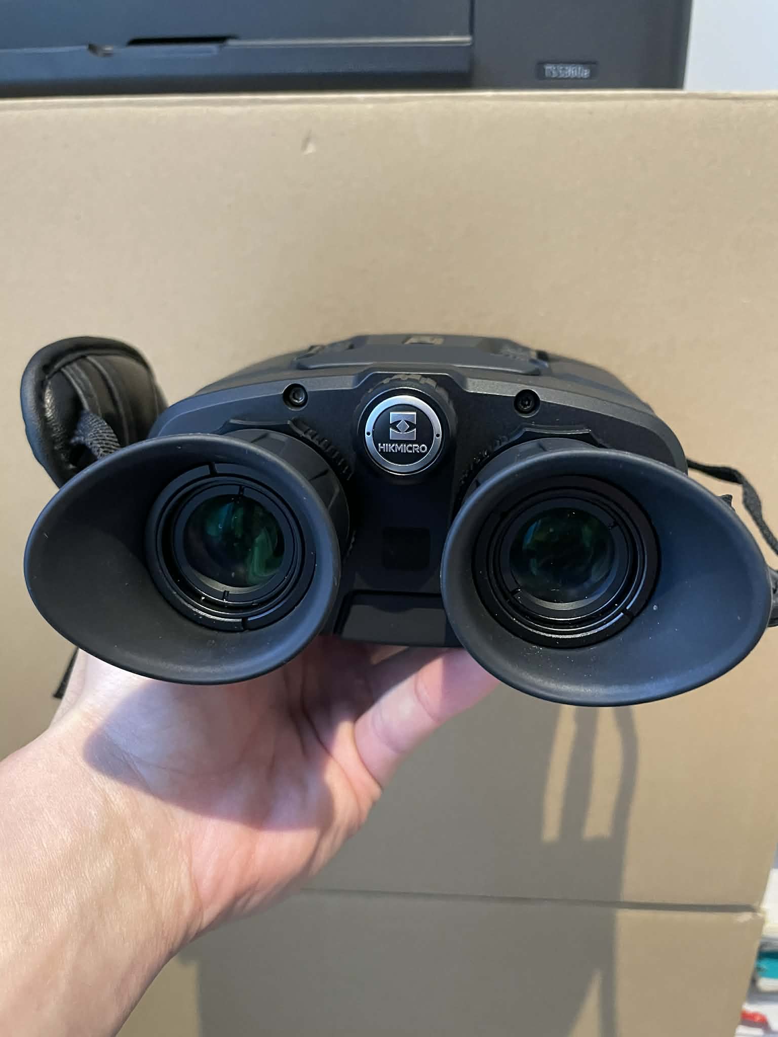 HIKMICRO Raptor RQ50L Multi Spectrum Binoculars (Demo) rear view