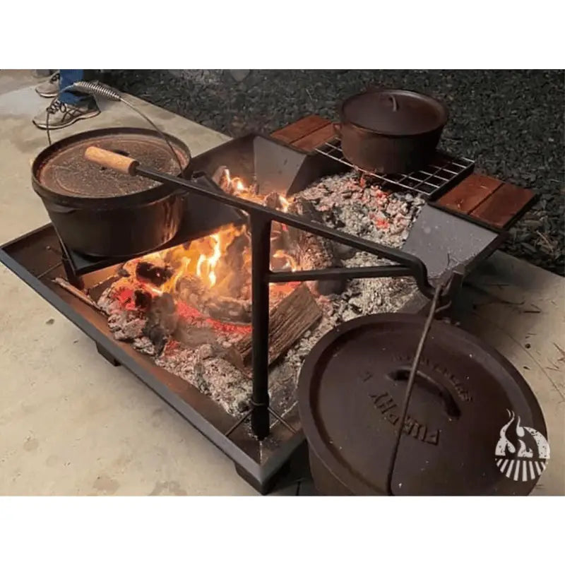Iron and Fire Camp Oven Pit Black
