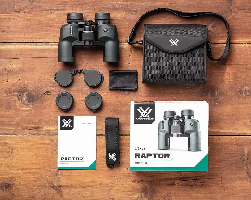 VORTEX RAPTOR 8.5X32 Whats in the box
